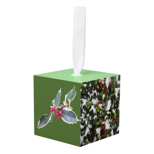 European Holly Cube Ornament (Voorkant hoekig)