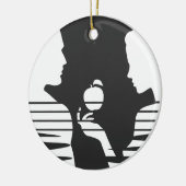 Eva geeft Adam een appel, witte versie 2/3 Keramisch Ornament (Links)