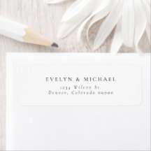 EVELYN Eenvoudig Minimalistisch Seriële lettertype