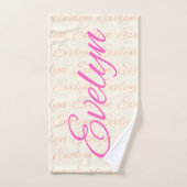 Evelyn Repeating Name Pattern Bad Handdoek (Handdoek)