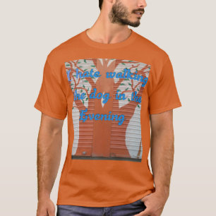 Evening Dog Walk Dread beroemd gemaakt door I Hate T-shirt
