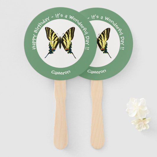 Éventail C'est une fête d'anniversaire de papillon à queue (Devant et derrière)