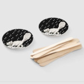 Éventail Happy Fluffy White Cat sur Piano Keys Notes musica (Non-assemblé)