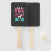 Éventail Juste Une Fille Qui Aime Les Chiens (Devant et derrière)