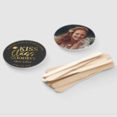 Éventail Kiss My Class Goodbye Graduation (Non-assemblé)