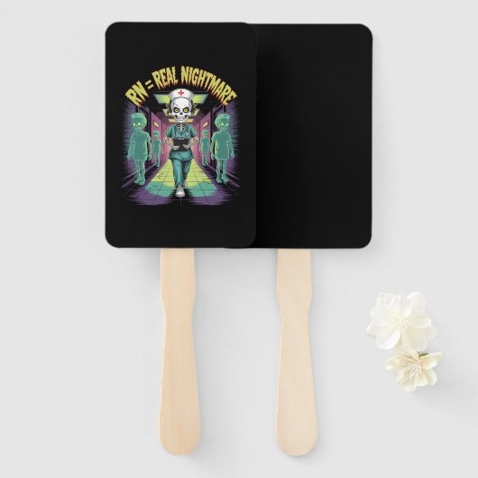 Éventail RN = Real Nightmare Halloween Nurse (Devant et derrière)