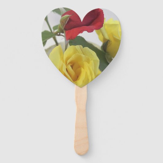 Éventail Roses d'amour et Lily Coeur Blanc assemblé Hnad Fa (Devant)