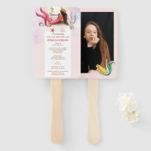 Sirène Sous La Fête D'Anniversaire De La Mer