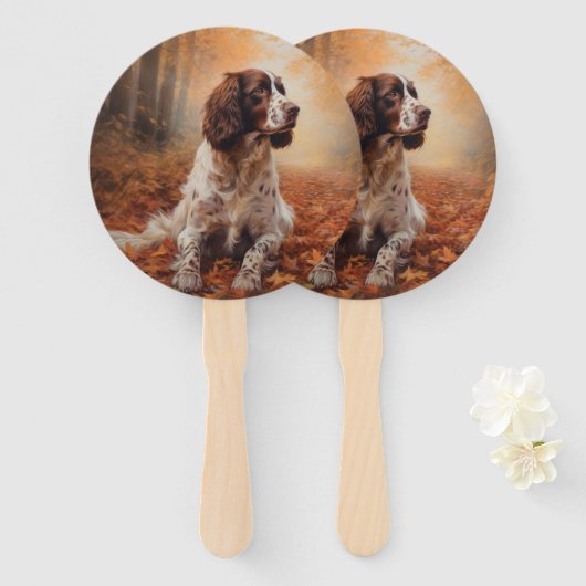 Éventail Springer Spaniel dans les feuilles d'automne qui t (Devant et derrière)