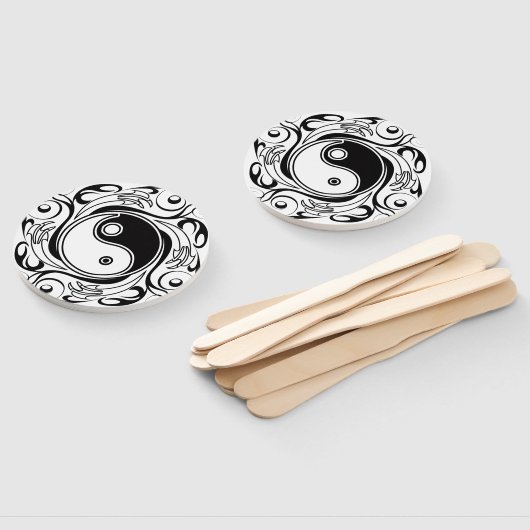 Éventail Symbole Yin et Yang Style tatouage noir et blanc (Non-assemblé)