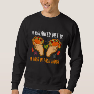 Evenwichtige Diet Taco in Hand Tortilla Sandwich M Trui