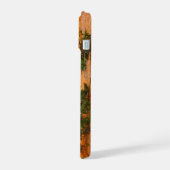 Evergreen dennen en herfstbomen iPhone 15 hoesje (Linkerkant)