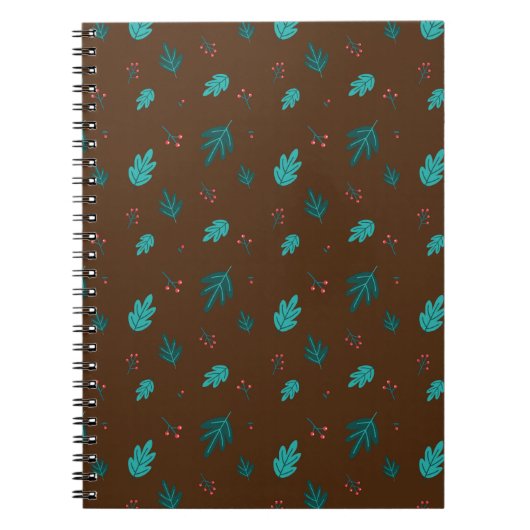 Evergreen Tree Leaves en Red Holly Berries Notitieboek (Voorkant)