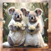 Evergreen Vows: Een Koala-bruiloft in het wit Raamsticker (Vel 2)