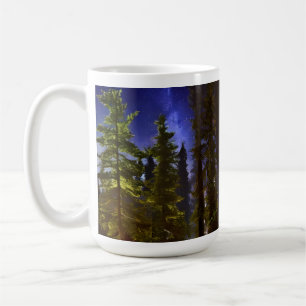 Evergreens in het moonlicht koffiemok