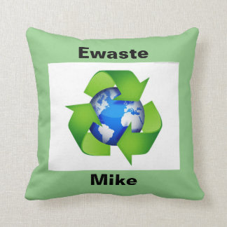 Ewaste Mike Kussen