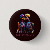 EXISTENTIËLE LITE Kissing Skeleton Pin Button Badg (Voorkant)