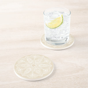 Exotisch wit Mandala op beige achtergrond Zandsteen Onderzetter