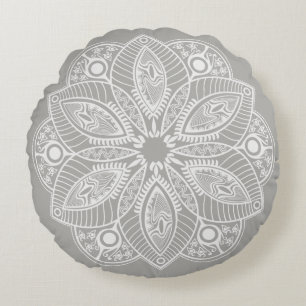 Exotisch wit Mandala op grijze achtergrond Rond Kussen