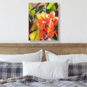 Exotische oranje bloem canvas afdruk (Insitu (Slaapkamer))