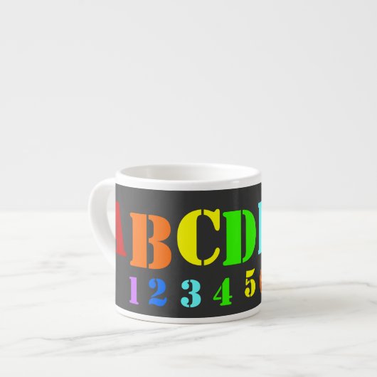 Expresso La tasse de l'enfant d'alphabet (Devant gauche)