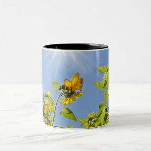 extra grote bij op zonnebloem tweekleurige koffiemok
