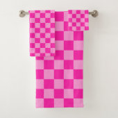 Eye-Catching Pink Checkerboard (En situation)