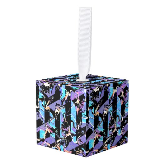 Eyesore  kubus ornament (Voorkant hoekig)