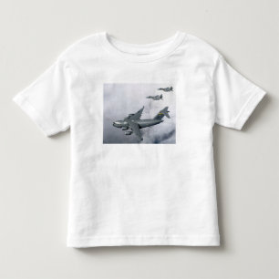 F-15B Eagles begeleiden het eerste op Hawaï gebas Kinder Shirts