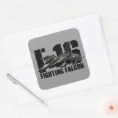 F-16 Strijd tegen valk Vierkante Sticker (Envelop)