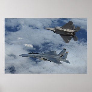 F-22 Raptor en F-15 stakingsarend Poster