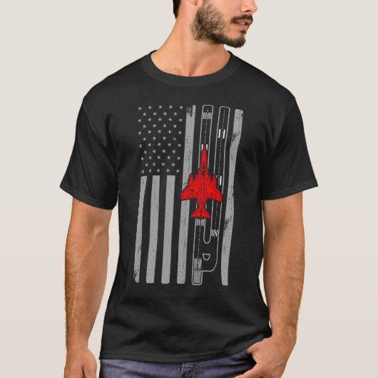 F-4 Phantom Fighter Jet Amerikaanse Vlag Runway F4 T-shirt (Voorkant)