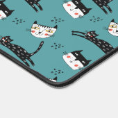 Faces de chatte de saut amusantes sur Monogramme T (Coin)