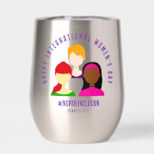 Faces élégantes à la Journée internationale de la  (Arrière)