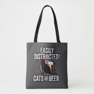 Facilement distrait par les chats et le Sac fourre