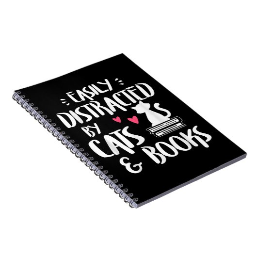 Facilement distrait par les chats et les livres -  (Côté Droit)