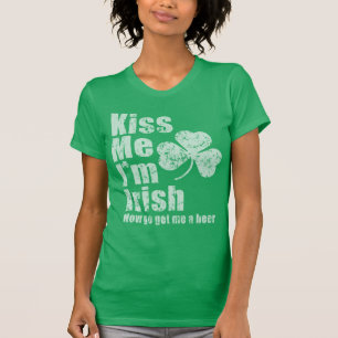  Fade Kiss Ik ben Iers en geef me nu een biertje T-shirt
