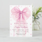 Faire invitation de baby shower avec un nœud rose (Debout devant)