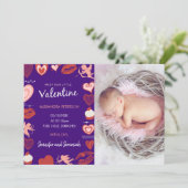 Faire-part Annonce de bébé pour la Saint-Valentin avec des cu (Debout devant)