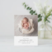 Faire-part Annonce de naissance de bébé simple et moderne (Debout devant)