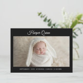 Faire-part Annonce de naissance unique et élégante pour bébé (Debout devant)