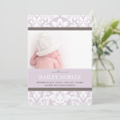 FAIRE-PART BÉBÉ EN DAMAS POURPRE | ANNONCE DE NAISSANCE (Debout devant)