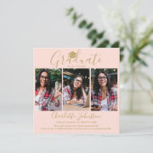 Faire-part Blush Pink Gold Script Graduate 4 Diplôme de photo (Debout devant)