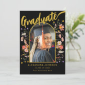Faire-part Boho Floral Graduate Photo Script noir et or (Debout devant)