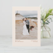 Faire-part Boho minimaliste typographie Elopement en terre cu (Debout devant)