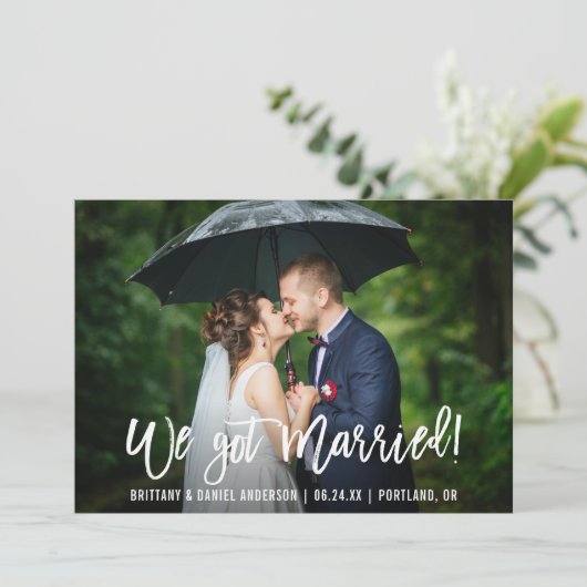 Faire-part Bracelet Script Moderne Nous Nous Sommes Mariés Ph (Debout devant)