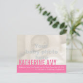 Faire-part Carte postale de la petite fille moderne rose (Debout devant)