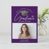 Faire-part Chic Dark Purple Graduate Photo 2025 Graduation (Debout devant)