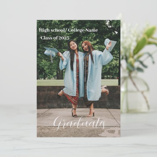 Faire-part Classe de 2023 white script Double graduation (Debout devant)