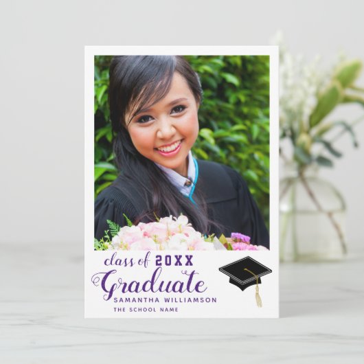 Faire-part Classe de 2025 Grad Photo White Purple Graduation (Debout devant)